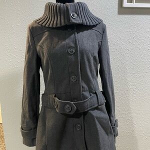 Cavalini Gray Trench Coat with Fitted Silhouette